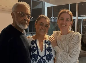 Preta-Gil-recebe-alta-e-se-encontra-com-a-familia.webp.webp