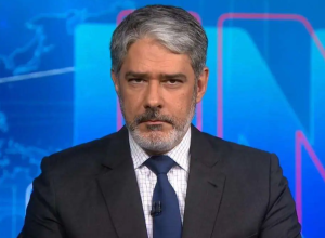 William-Bonner-quebra-protocolo-e-relembra-cobertura-da-morte-de.png